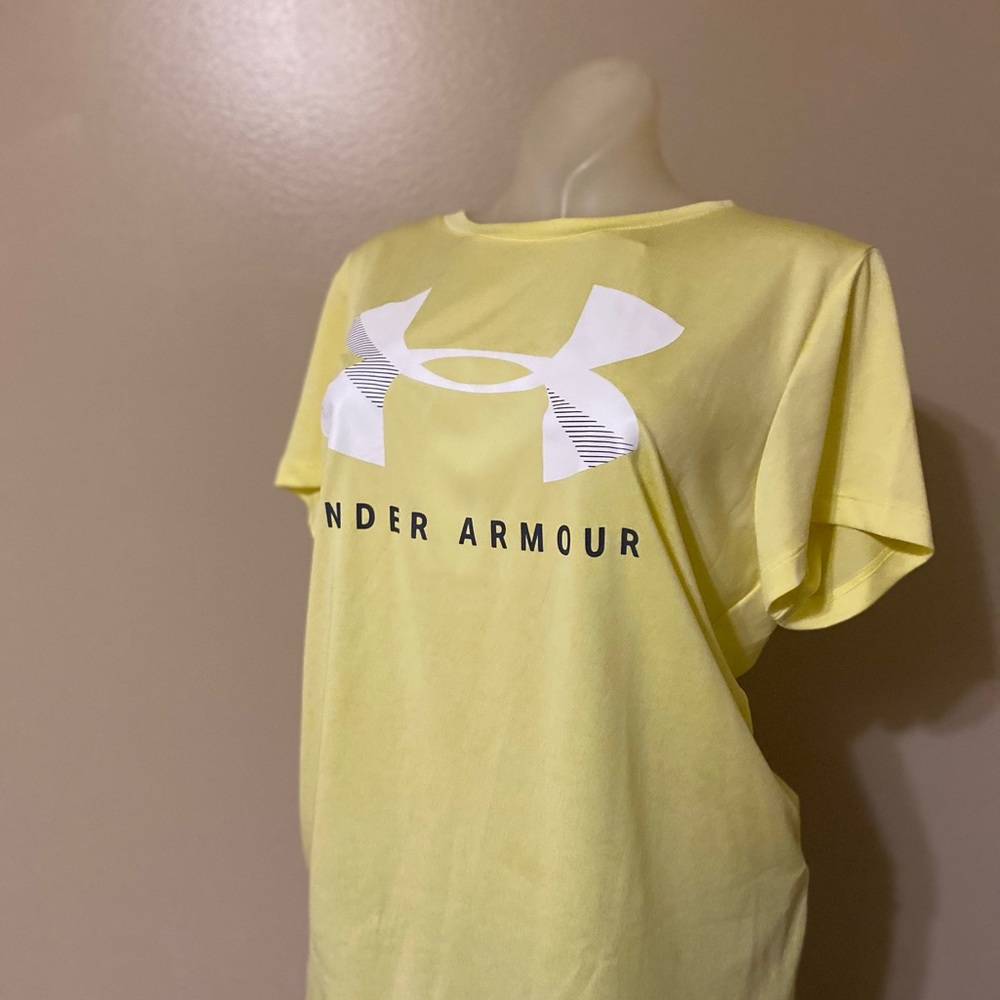 Under armour shirt